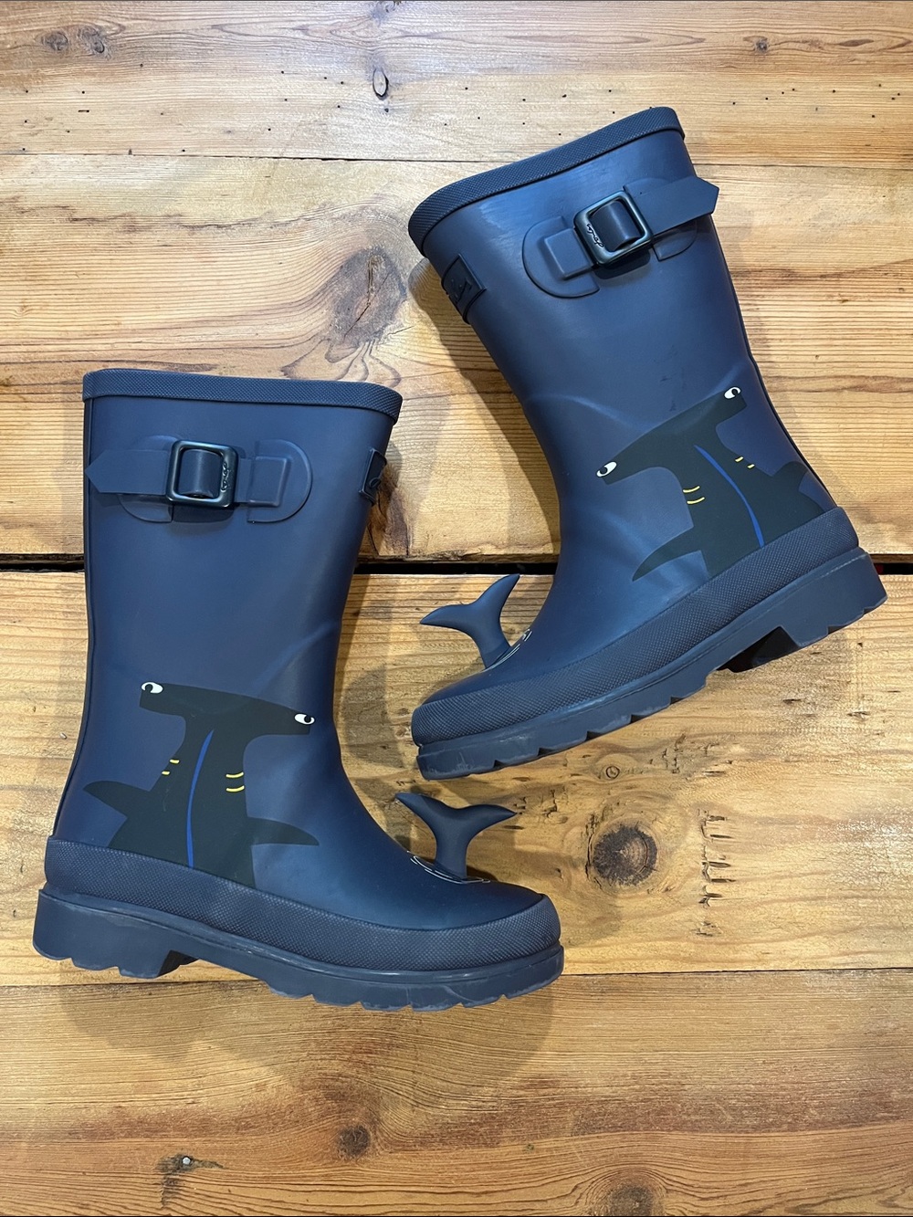JOULES Youth 2 Navy Blue Hammer Head Shark Print 3D Rain Boots Wellies